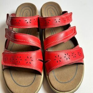OrthoFeet Sahara Red Sandals Women's Size 10.5 Medium Comfort Casual